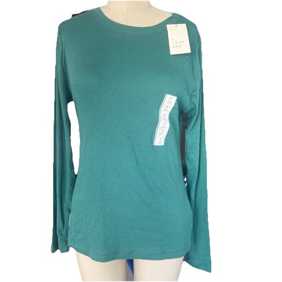 New A New Day Size Medium Green Ribbed Long Sleeve Top Crew Neck - Picture 1 of 4